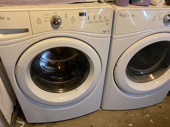 5th image of 3100 Mayfield Dr