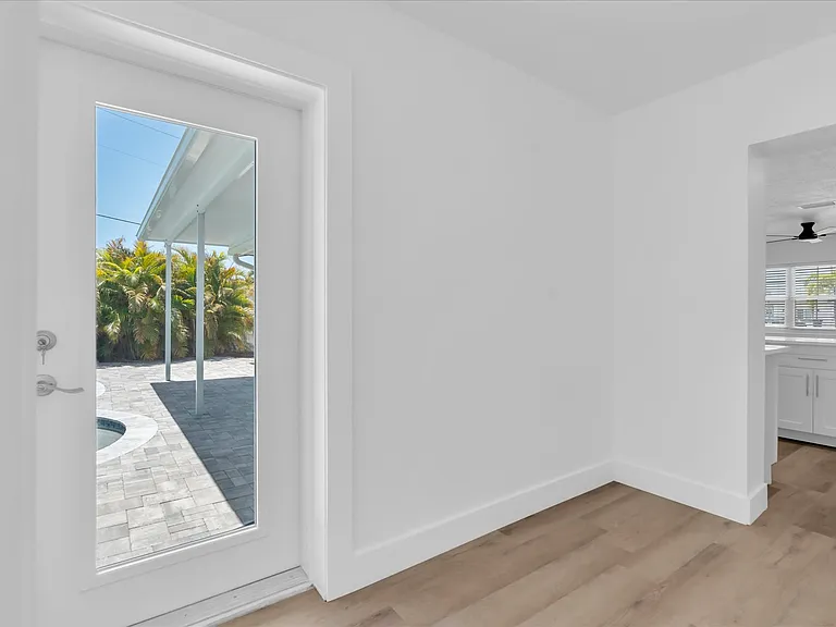 8801 Sunlit Cove Dr NE — Photo 13