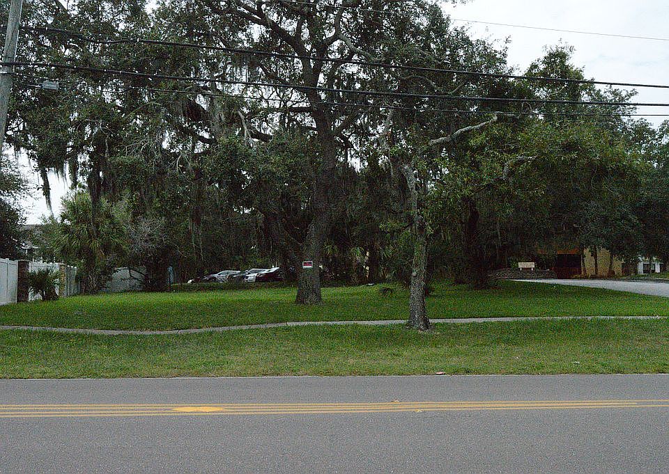 1st image of 916 Beckett Way
