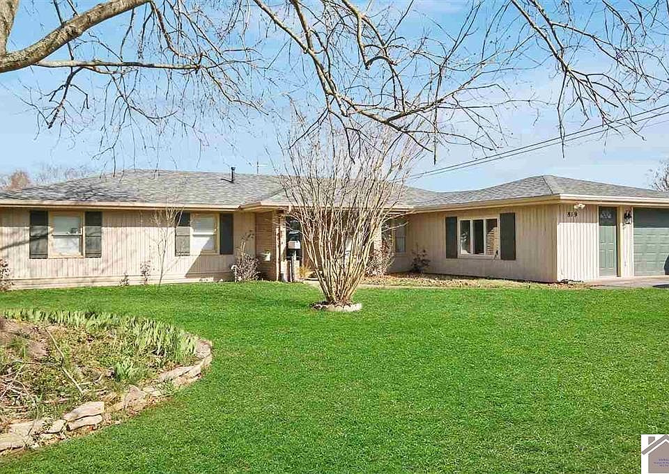 1st image of 819 Bagwell Blvd