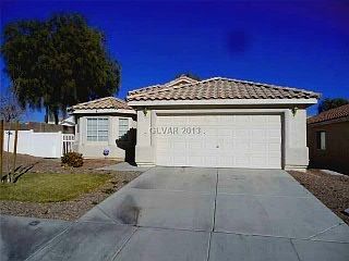 2nd image of 904 Emerald Stone Ave