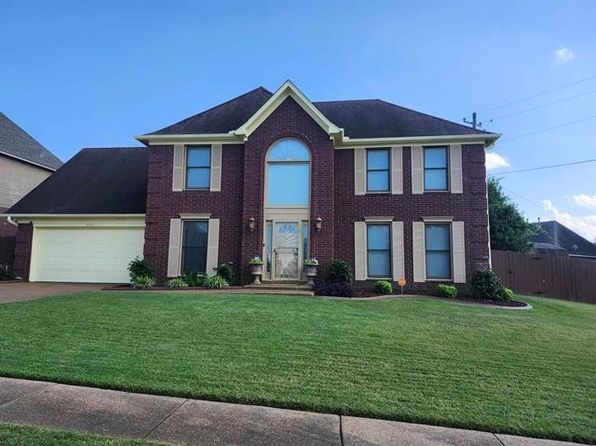 8893 Lindstrom Dr, Cordova, TN 38016