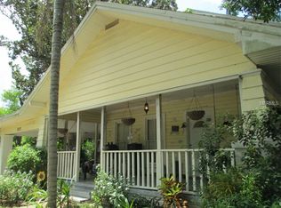 1212 Sunset Ln, Lutz, FL 33549