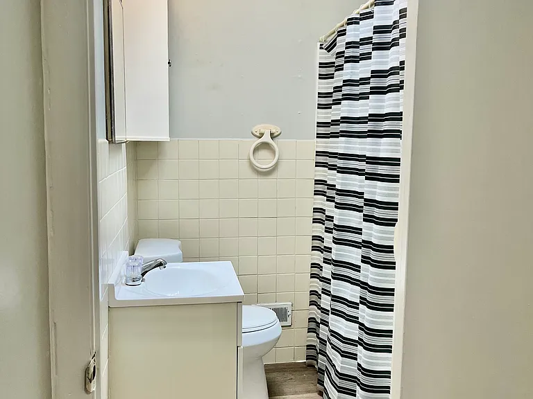 2815 Westfield Ave — Photo 6