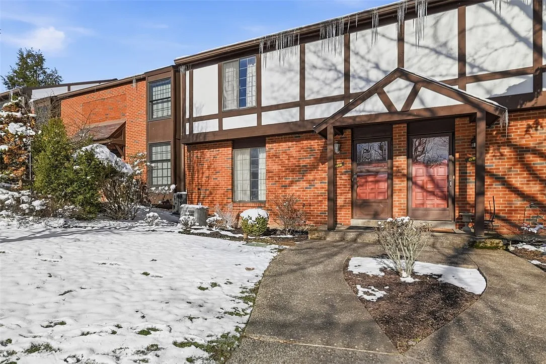 612 Sewickley Heights Dr photo 1
