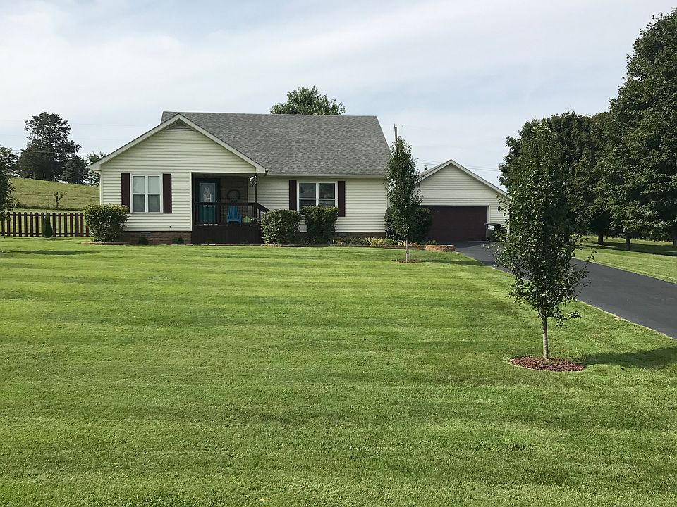 1st image of 90 Maitland Pl