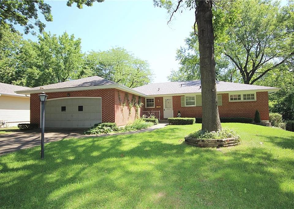 1st image of 8823 E Evanston Way