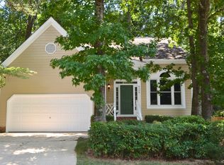 8208 Greywinds Dr, Raleigh, NC 27615