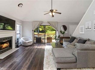 3071 Steeplechase Dr, Alpharetta, GA 30004