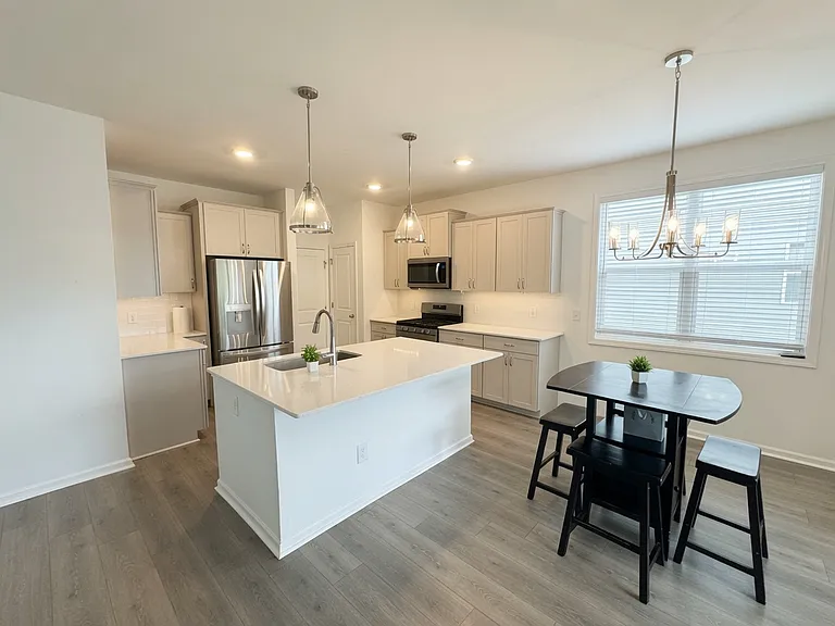 131 Alta Crest Ln — Photo 8