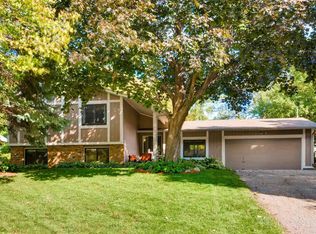 2724 Yukon Ave N, New Hope, MN 55427