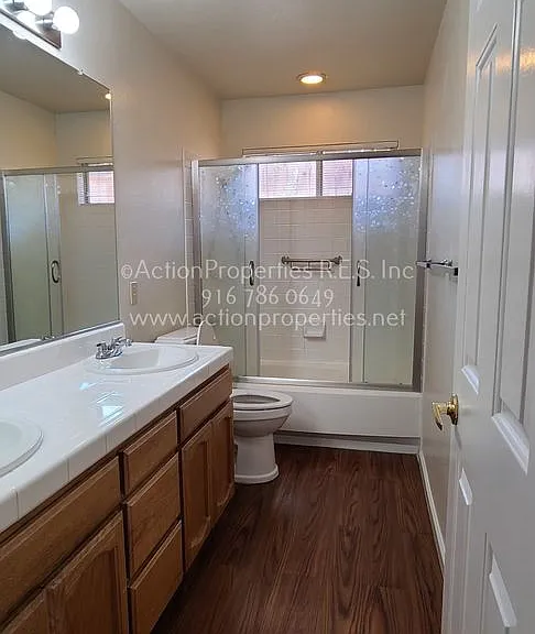1417 Hurlston Way — Photo 13