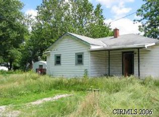 206 N Walnut St, Walton, IN 46994