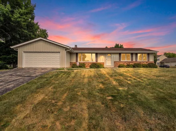 419 Coburn St, Delavan, WI 53115