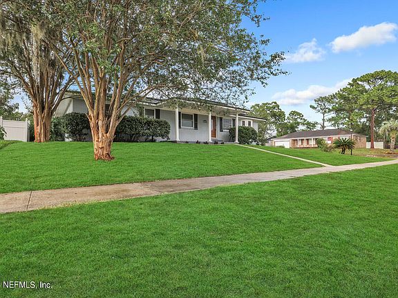 3rd image of 6029 GUMWOOD Drive