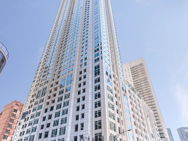 33 W Ontario St #54C — Photo 1