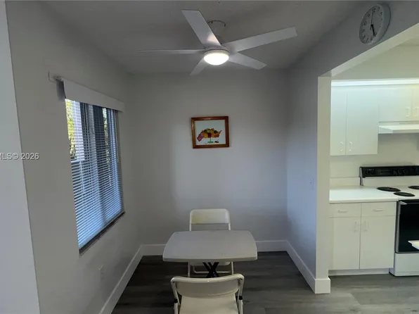 13700 SW 11th St APT 309A, Hollywood, FL 33027