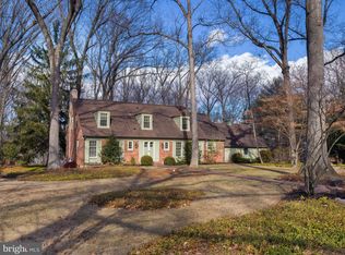 34 Ridgewood Rd, Radnor, PA 19087