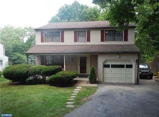 703 Falcon Dr, Wyndmoor, PA 19038