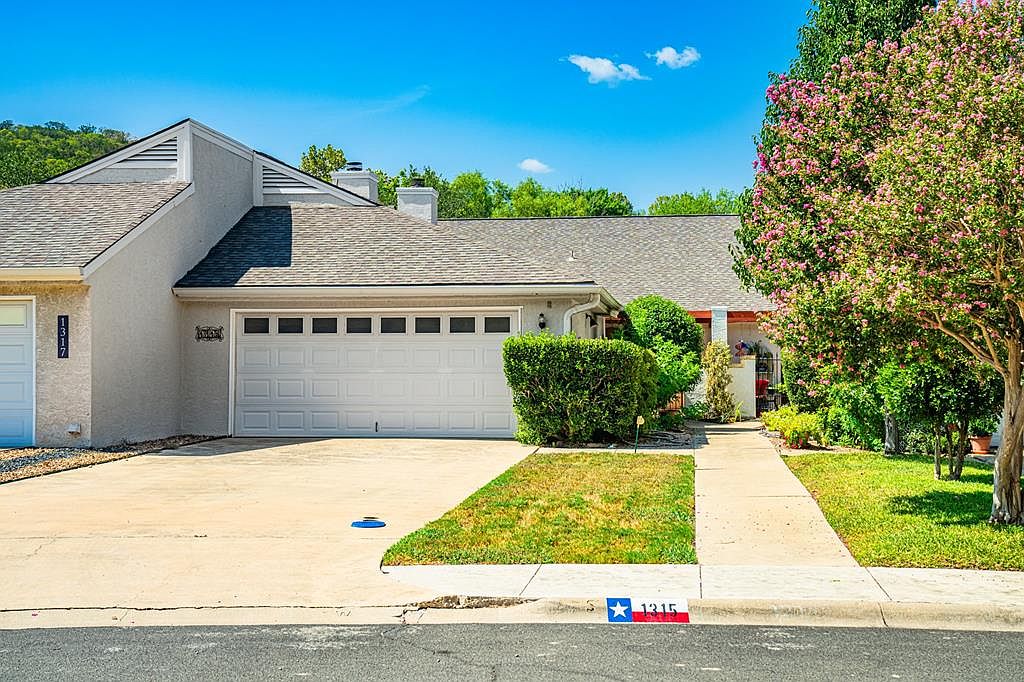 1315 Paragon Pl, Kerrville, TX 78028 MLS 109816 Zillow