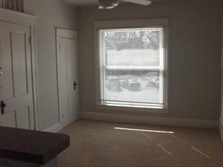 302 E Magnolia St #2 — Photo 7