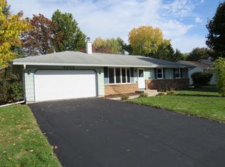 4233 Chadswyck Dr, Janesville, WI 53546