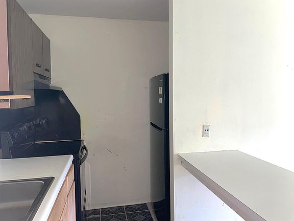 4th image of 4 Villa Verde Dr Unit 111