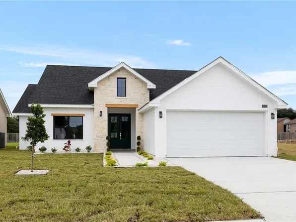 726 Saint Vincent Dr, Alamo, TX 78516