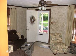 485 Ewing St, Washington, PA 15301