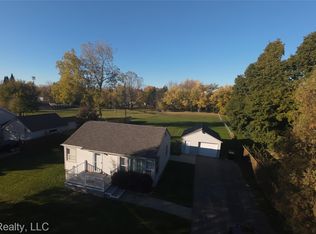 435 E Walton Blvd, Pontiac, MI 48340