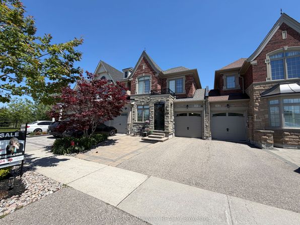 29 Spring Hill Dr, King, ON L7B 0B4