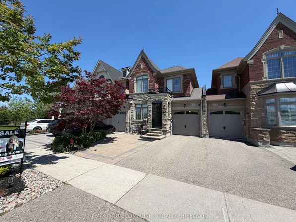 29 Spring Hill Dr, King, ON L7B 0B4