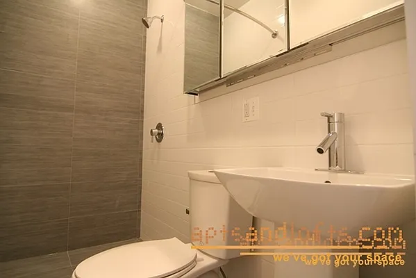 Rented by aptsandlofts.com | media 37