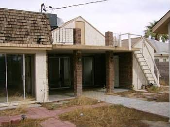 2nd image of 1314 E Oakey Blvd