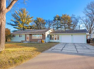944 4th Ave N, Onalaska, WI 54650
