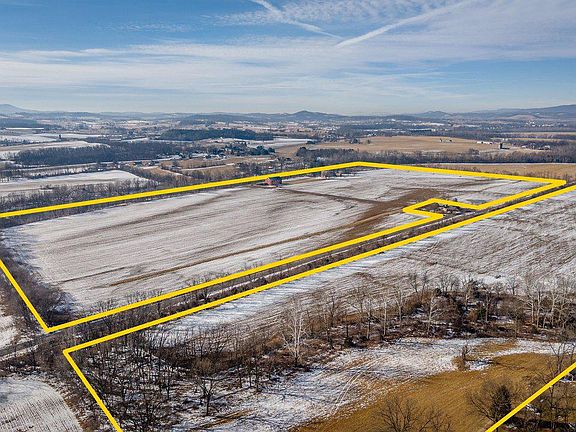 2nd image of 17442 Evergreen Valley Rd