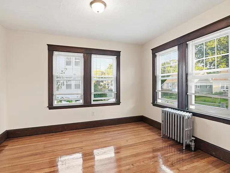 60 Raycroft St #R-1 — Photo 8