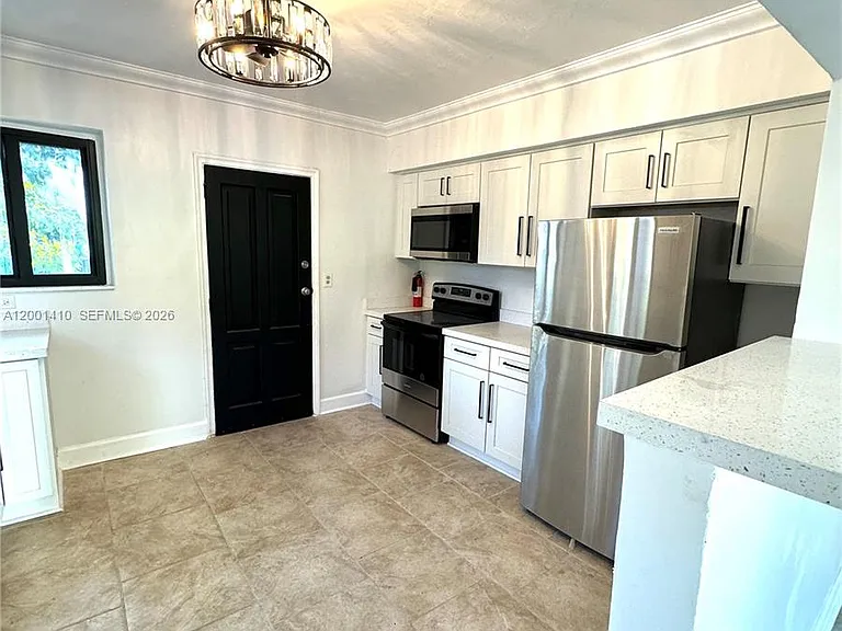 5530 NW Miami Ct — Photo 13