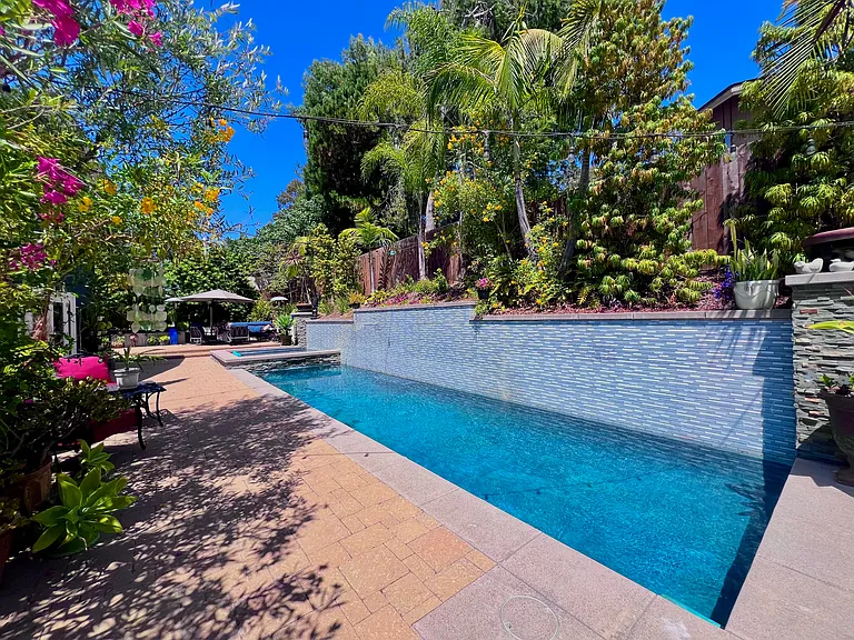 753 Val Sereno Dr — Photo 28
