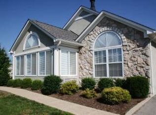 14223 Troon Dr, Louisville, KY 40245