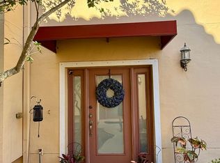 281 Valencia Cir, Saint Petersburg, FL 33716