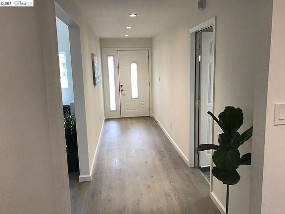 2nd image of 1141 Tulane Ave