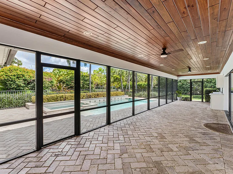 1851 Thatch Palm Dr — Photo 33