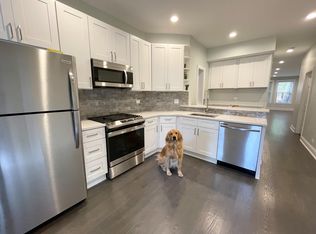 2437 W Rice St #1, Chicago, IL 60622