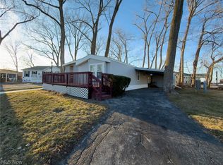 118 Driftwood Dr, Pt Clinton, OH 43452