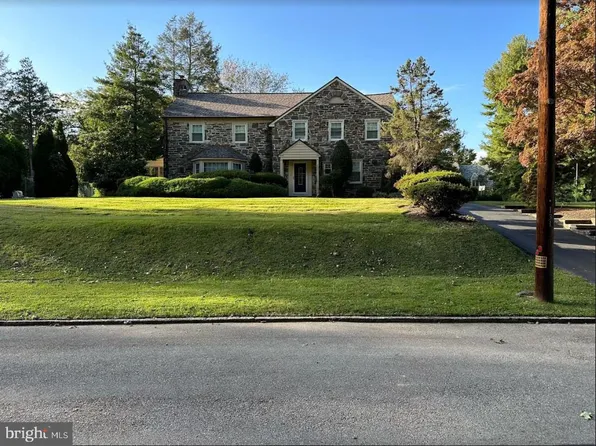 131 Righters Ferry Rd, Bala Cynwyd, PA 19004