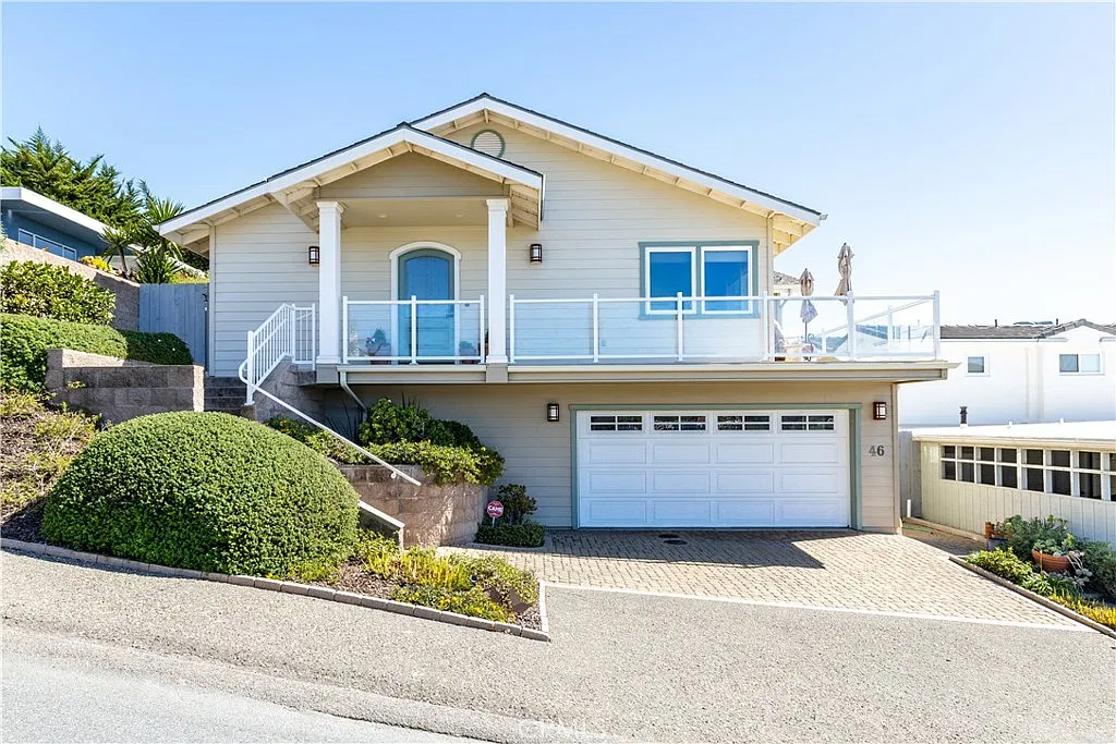 3 bed, 2.5 bath, 2623 sqft, $6,995 — Photo 1