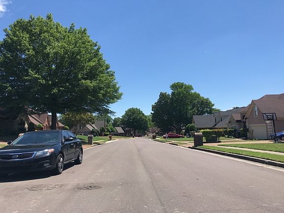 4th image of 7714 Thunderstone Cir S