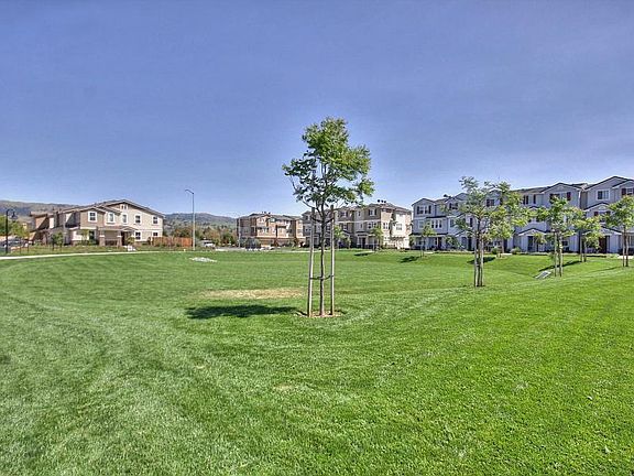 5th image of 17080 Pistache Dr