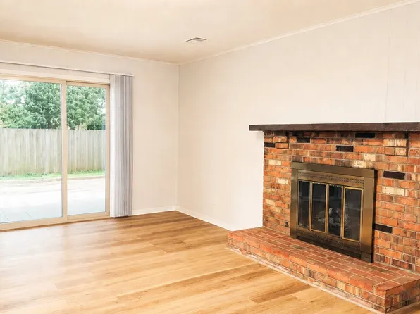 12235 Cinnamon St, Woodbridge, VA 22192